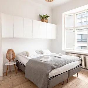 https://2ndhomes-mikonkatu-apartment-4.tophotelshelsinki.com